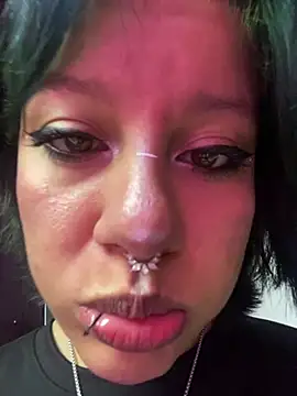 Snapshot of Levii_Tatoo chatting on May 28, 2026, 1:17 pm Levii Tatoo online show from May 28, 2026, 1:17 pm