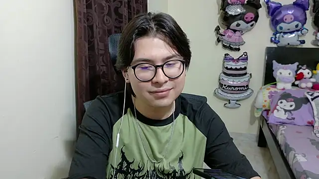 kuromi boy online show from June 10, 2026, 1:18 am