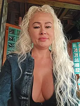 MILFBARBY online show from September 26, 2025, 7:26 am