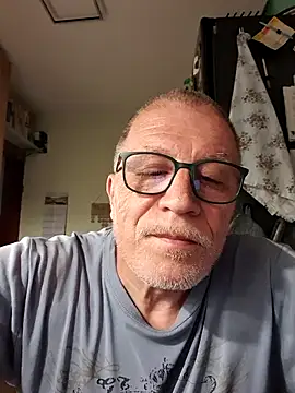 Snapshot of NextAct92 chatting on June 25, 2026, 2:31 am NextAct92 online show from June 25, 2026, 2:31 am