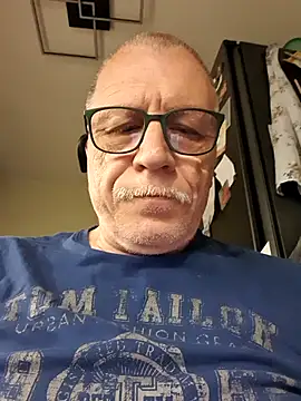 Snapshot of NextAct92 chatting on June 22, 2026, 2:06 am NextAct92 online show from June 22, 2026, 2:06 am