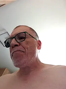 Snapshot of NextAct92 chatting on June 25, 2026, 1:05 pm NextAct92 online show from June 25, 2026, 1:05 pm