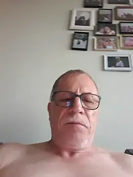 Snapshot of NextAct92 chatting on July 16, 2026, 4:15 pm NextAct92 online show from July 16, 2026, 4:15 pm