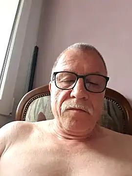 Snapshot of NextAct92 chatting on July 14, 2026, 4:39 am NextAct92 online show from July 14, 2026, 4:39 am