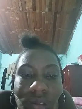 Snapshot of sandycollens_ chatting on May 27, 2026, 1:57 am sandycollens online show from May 27, 2026, 1:57 am