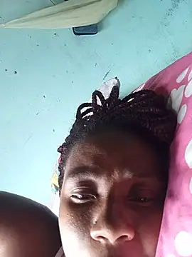 sandycollens  online show from June 24, 2026, 7:55 pm