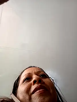 Snapshot of katialatimaecha chatting on May 29, 2026, 6:25 pm katialatimaecha online show from May 29, 2026, 6:25 pm