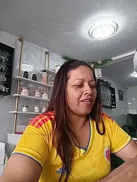Snapshot of katialatimaecha chatting on June 17, 2026, 3:11 pm katialatimaecha online show from June 17, 2026, 3:11 pm