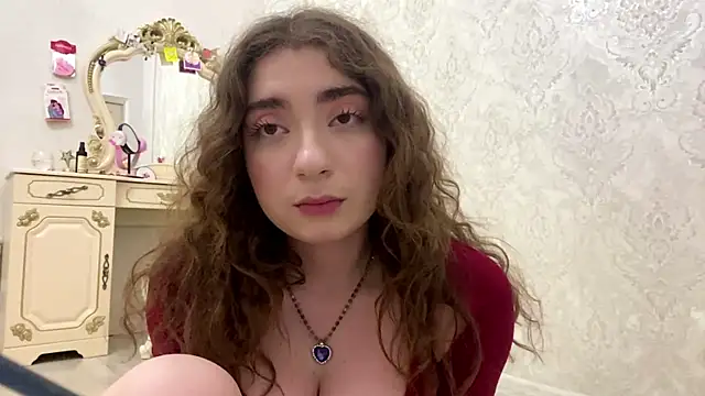 Snapshot of Rosie_Sweety chatting on July 14, 2026, 5:41 pm Rosie Sweety online show from July 14, 2026, 5:41 pm