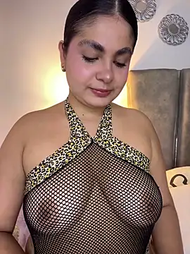 Yassy 11 online show from June 11, 2026, 6:49 pm