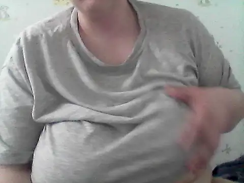 Snapshot of miamooreh chatting on June 12, 2026, 10:35 am miamooreh online show from June 12, 2026, 10:35 am