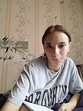 -VictoriaJohnson- online show from July 6, 2026, 4:30 am