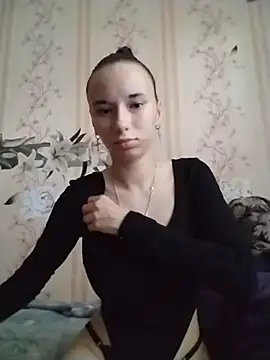 -VictoriaJohnson- online show from July 14, 2026, 5:01 am