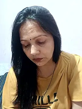 Snapshot of simmy14321 chatting on June 22, 2026, 5:10 pm simmy14321 online show from June 22, 2026, 5:10 pm