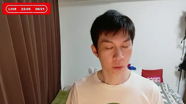 Snapshot of kazukota20 chatting on June 21, 2026, 1:06 pm kazukota20 online show from June 21, 2026, 1:06 pm