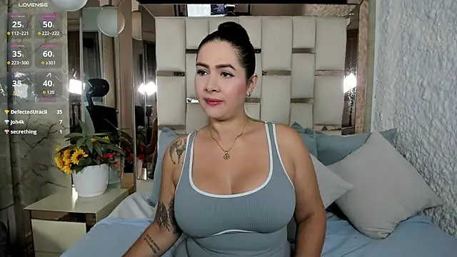 Snapshot of stefanyruizz chatting on May 24, 2026, 1:55 pm stefanyruizz online show from May 24, 2026, 1:55 pm