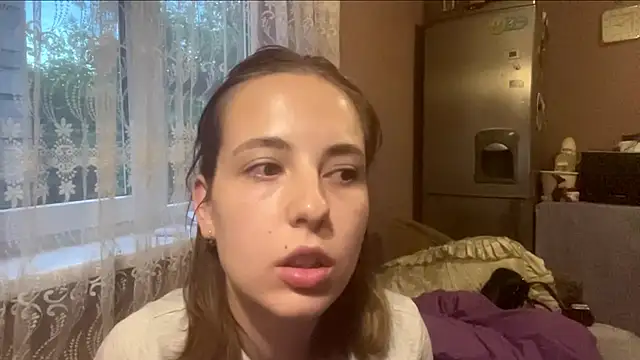 Snapshot of DaphneAmor chatting on May 31, 2026, 6:09 pm DaphneAmor online show from May 31, 2026, 6:09 pm