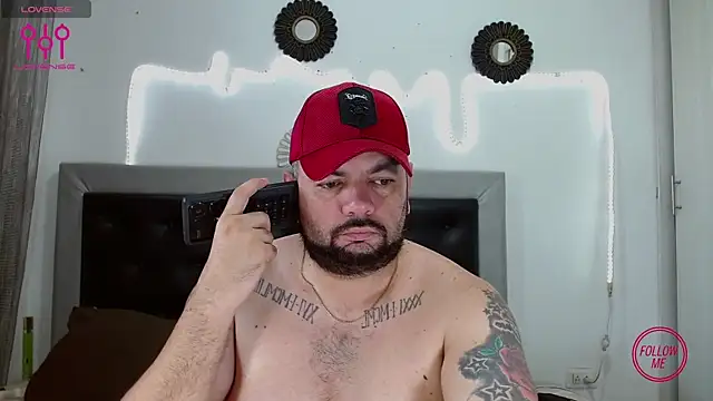 Snapshot of perverseveteranmanxxx chatting on September 10, 2025, 1:54 pm perverseveteranmanxxx online show from September 10, 2025, 1:54 pm