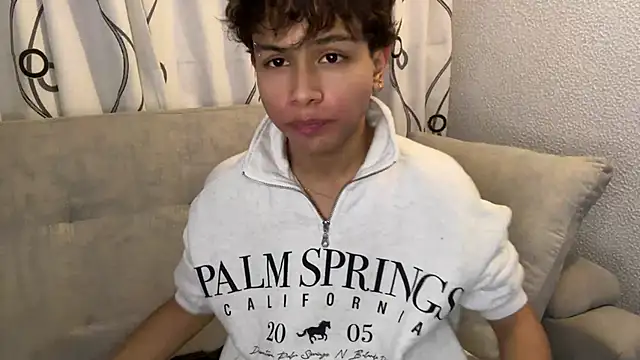 Snapshot of DanteSaint chatting on June 23, 2026, 4:10 am DanteSaint online show from June 23, 2026, 4:10 am