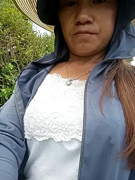 jenene99 online show from June 28, 2026, 1:01 am