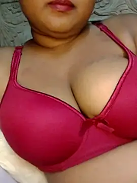 Snapshot of Rishwana77 chatting on June 29, 2026, 6:18 pm Rishwana77 online show from June 29, 2026, 6:18 pm