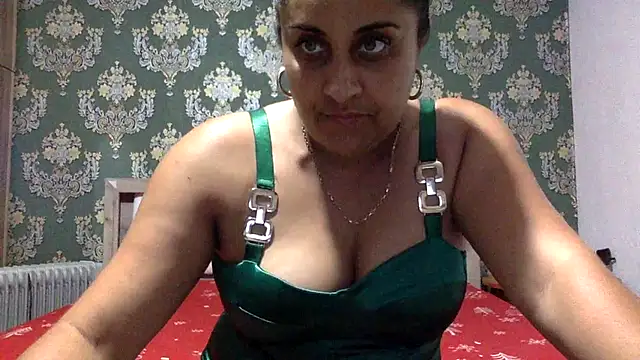 Snapshot of Antoniasweet chatting on July 6, 2026, 5:48 pm Antoniasweet online show from July 6, 2026, 5:48 pm