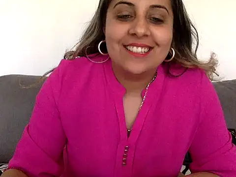 Antoniasweet online show from May 31, 2026, 12:00 pm