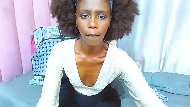 Snapshot of SexySlimTeaXx chatting on July 1, 2026, 6:47 am SexySlimTeaXx online show from July 1, 2026, 6:47 am