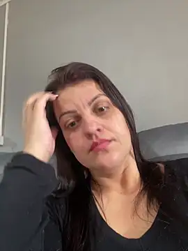 sweet milenaa online show from July 25, 2026, 4:24 pm