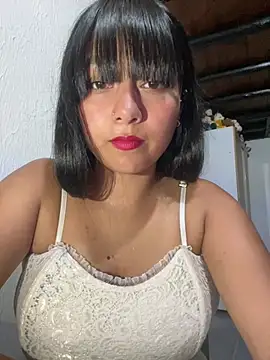 Snapshot of yul-dulce chatting on July 18, 2026, 10:07 pm yul-dulce online show from July 18, 2026, 10:07 pm