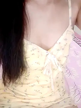 Snapshot of Ipho_girl chatting on June 10, 2026, 5:25 pm Ipho girl online show from June 10, 2026, 5:25 pm