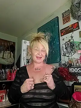 NutNmyGUTdaddy online show from July 15, 2026, 9:27 am
