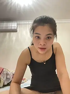 Snapshot of Lucky_xiao chatting on May 28, 2026, 12:18 am Lucky xiao online show from May 28, 2026, 12:18 am