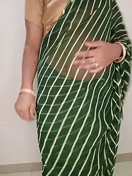 Snapshot of saina_baby chatting on June 15, 2026, 4:45 am saina baby online show from June 15, 2026, 4:45 am