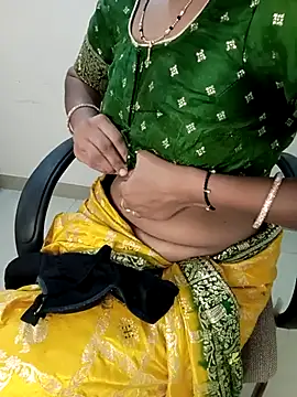 Snapshot of saina_baby chatting on June 17, 2026, 5:18 am saina baby online show from June 17, 2026, 5:18 am