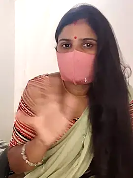 Snapshot of saina_baby chatting on June 5, 2026, 6:18 am saina baby online show from June 5, 2026, 6:18 am