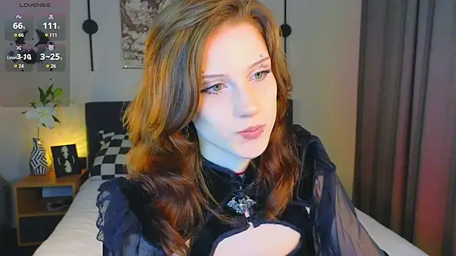 Snapshot of vampi_queen chatting on May 29, 2026, 8:15 pm vampi queen online show from May 29, 2026, 8:15 pm