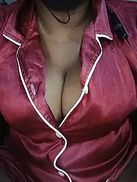 Snapshot of salonibaby12 chatting on May 15, 2026, 8:29 pm salonibaby12 online show from May 15, 2026, 8:29 pm