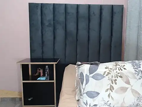 Snapshot of ORCHIDAFRICAx chatting on May 27, 2026, 11:23 pm ORCHIDAFRICAx online show from May 27, 2026, 11:23 pm