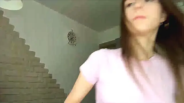 Snapshot of ZaraGuyette chatting on June 10, 2026, 3:13 pm ZaraGuyette online show from June 10, 2026, 3:13 pm
