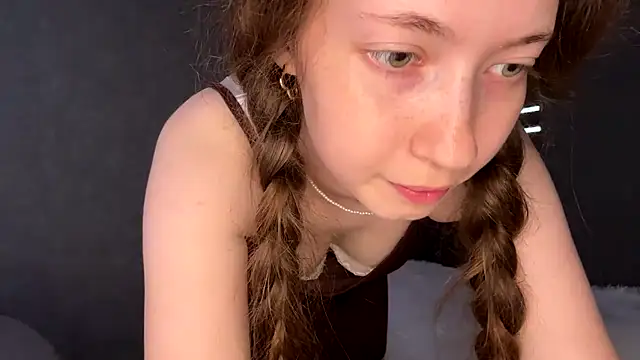 Snapshot of Emily_Mur_ chatting on July 7, 2026, 6:47 am Emily Mur online show from July 7, 2026, 6:47 am