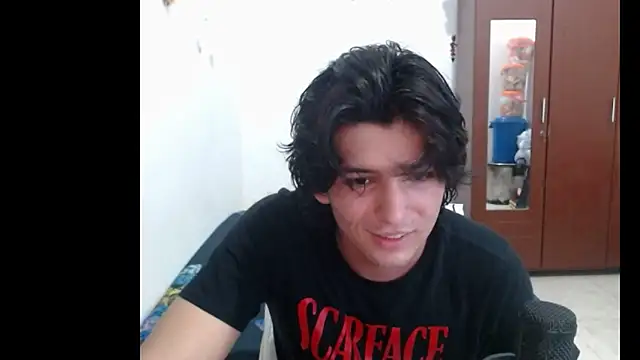 Snapshot of Archangel__ chatting on May 19, 2026, 2:40 am Archangel online show from May 19, 2026, 2:40 am