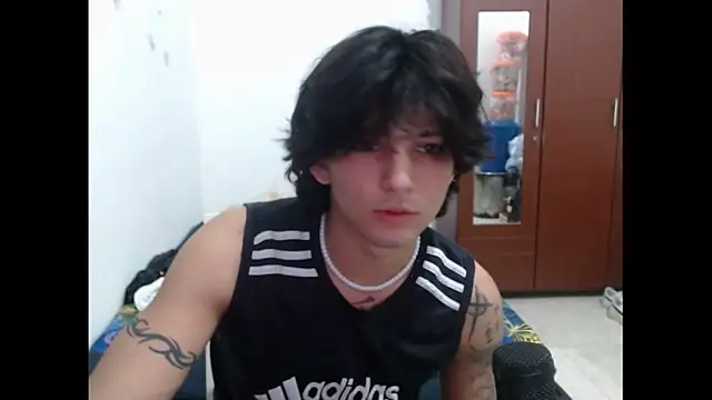 Snapshot of Archangel__ chatting on May 21, 2026, 4:10 am Archangel online show from May 21, 2026, 4:10 am