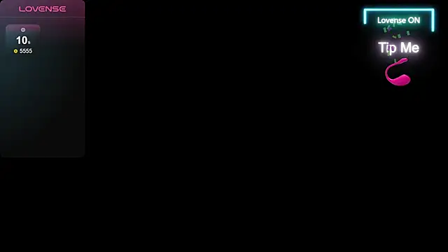 Snapshot of Amara_lune chatting on July 4, 2026, 2:43 pm Amara lune online show from July 4, 2026, 2:43 pm