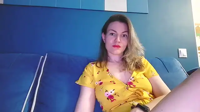 Snapshot of Margarett chatting on May 20, 2026, 5:43 pm Margarett online show from May 20, 2026, 5:43 pm