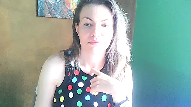 Snapshot of Margarett chatting on May 16, 2026, 10:36 am Margarett online show from May 16, 2026, 10:36 am
