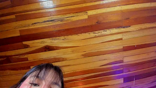 naomy ruiz  online show from May 21, 2026, 12:46 pm