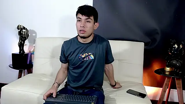 Snapshot of juancho_wild chatting on May 19, 2026, 11:17 am juancho wild online show from May 19, 2026, 11:17 am