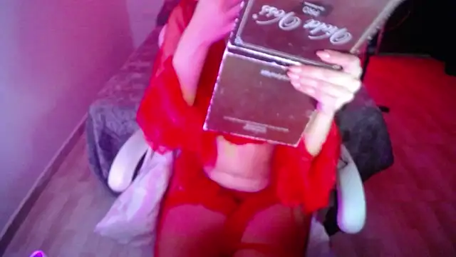 LiLuciana online show from July 3, 2026, 1:28 pm