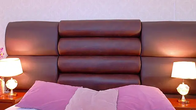Snapshot of LiahRose_ chatting on July 10, 2026, 8:20 pm LiahRose online show from July 10, 2026, 8:20 pm